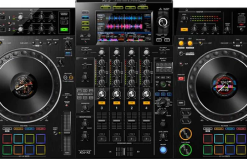 Pioneer DJ XDJ-XZ DJ System for rekordbox and Serato